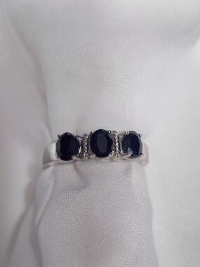 Three-Stone Black Opal Sterling Silver Ring Stamp 925 Size 6